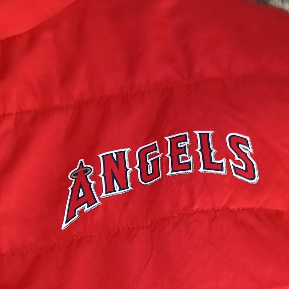 Angels red vest